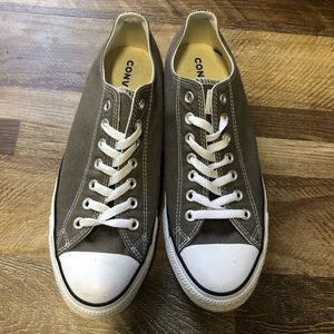 Converse all star men’s size 10 sneakers